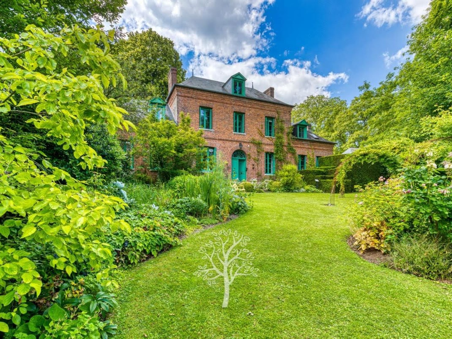 Propriété 6 pièces 241 m²
