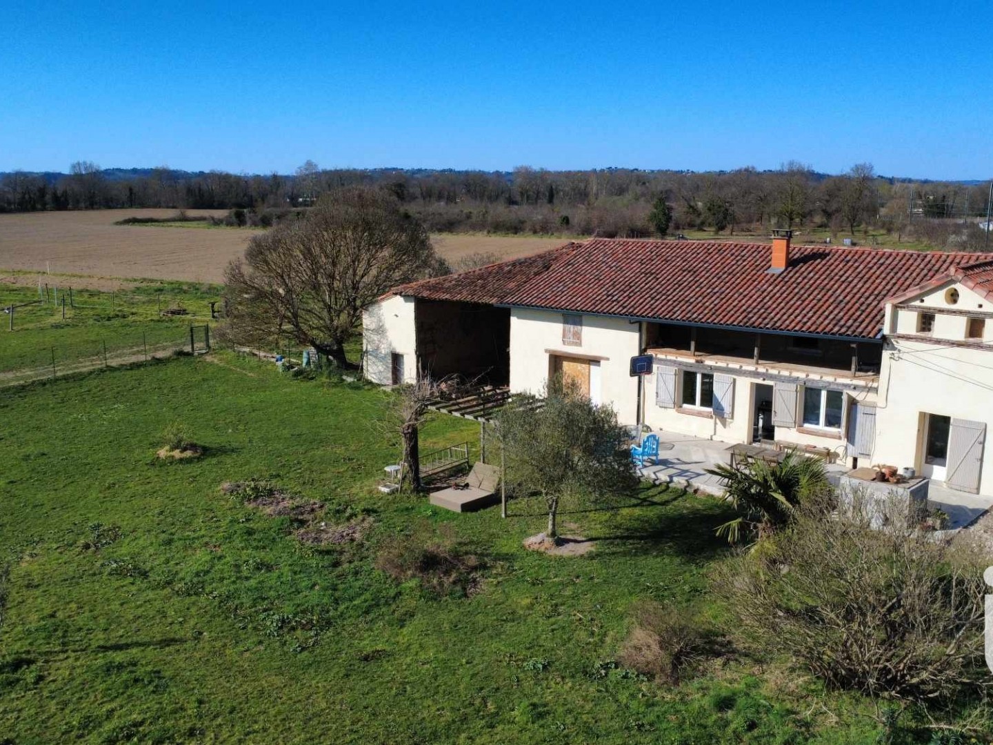 Maison 5 pièces 260 m²