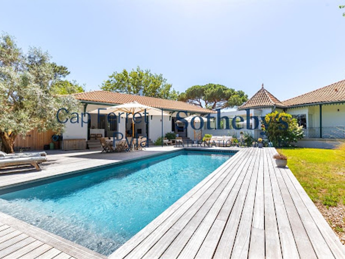 Maison à vendre - 12 pièces - 452m2 - Gujan-Mestras (33470)