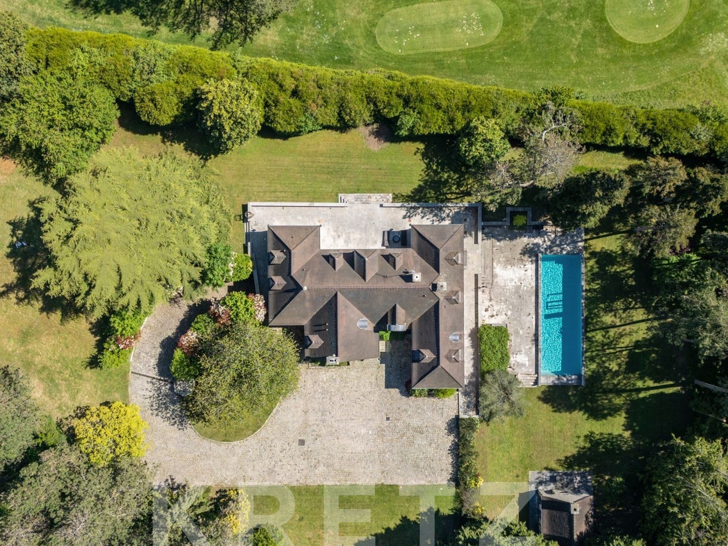 Maison d'exception au coeur d'un domaine privé