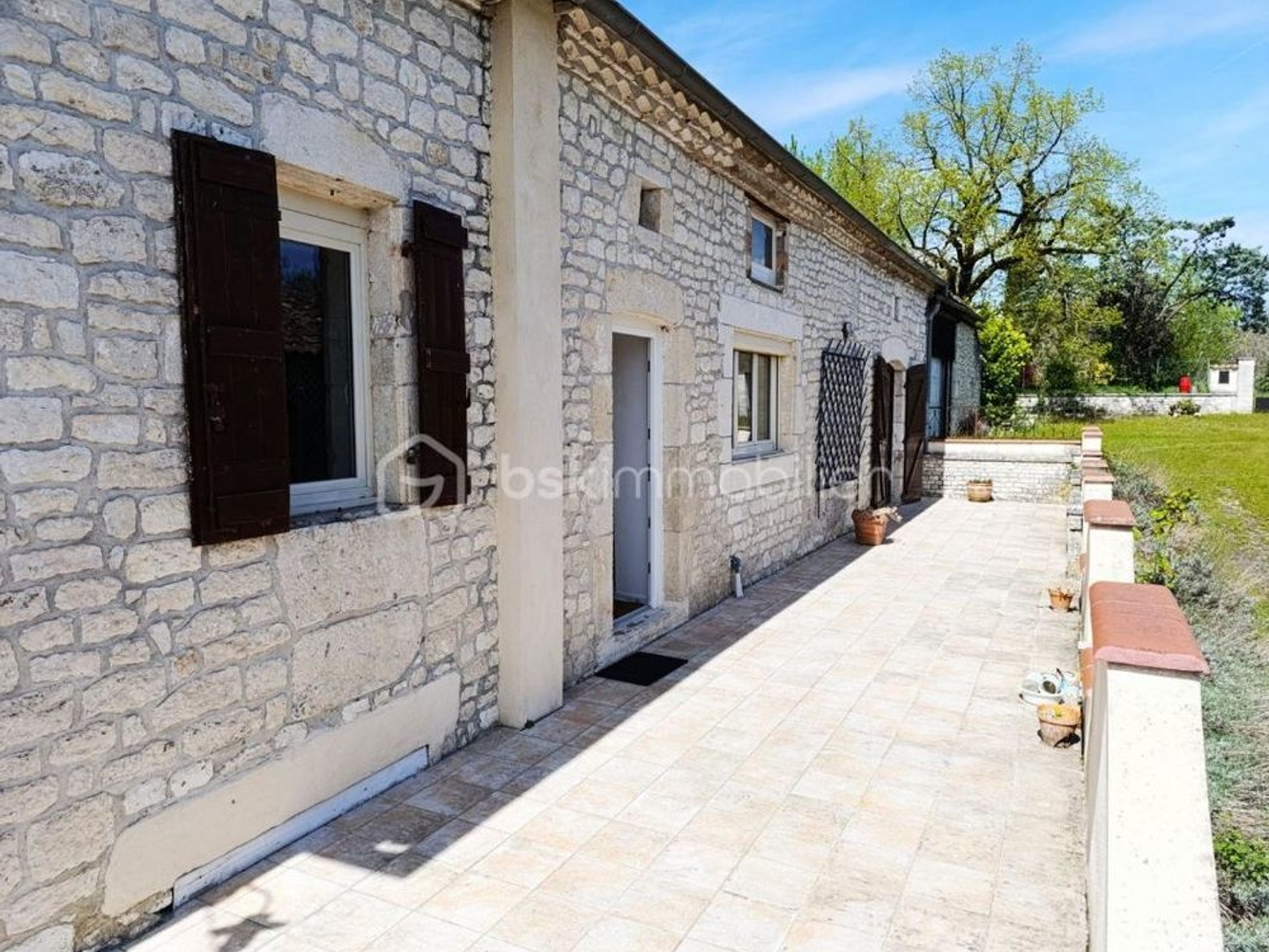 Maison à vendre - 4 pièces - 140m2 - Montaigu-De-Quercy (82150)