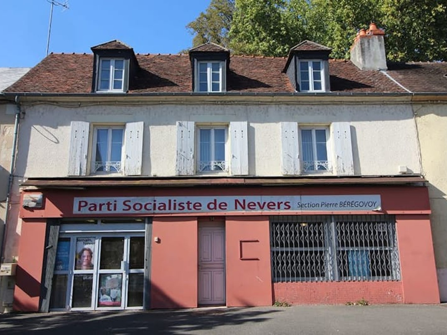 Bureaux 7 pièces 217 m²