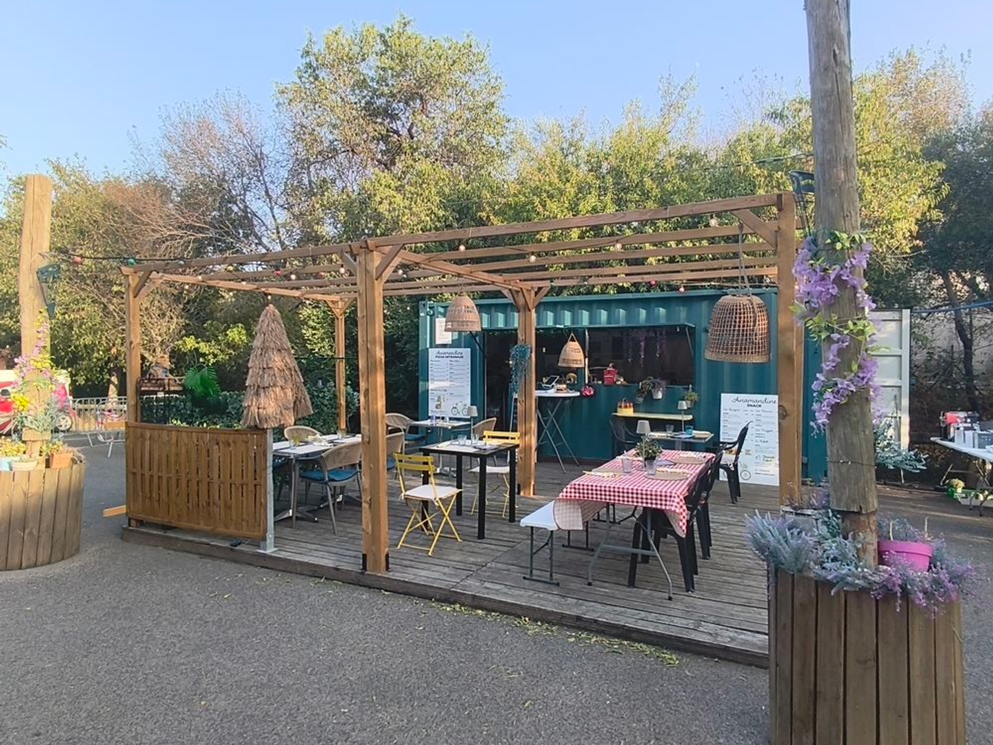 À vendre : Fonds de commerce de restauration ou Container