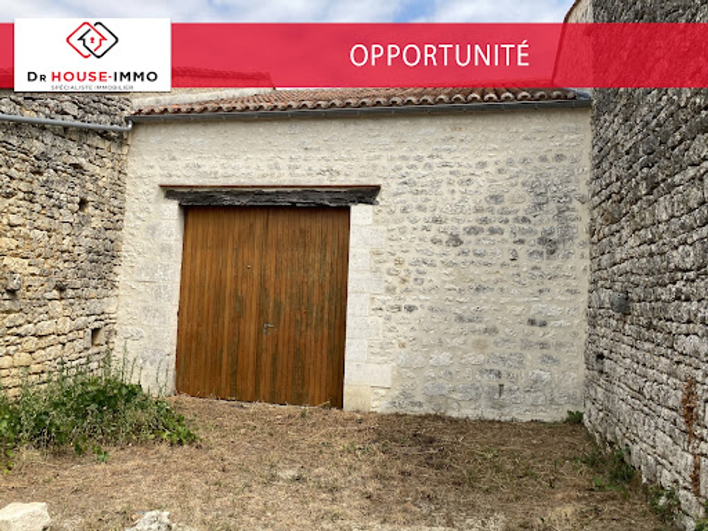 Local commercial 3 pièces 200 m²