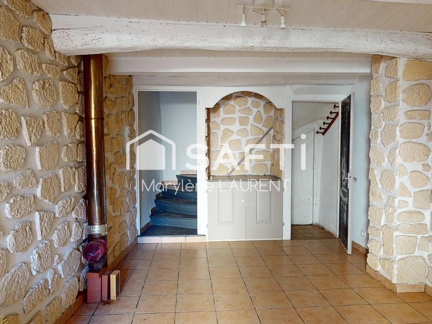 Maison à vendre - 4 pièces - 84m2 - Collobrières (83610)