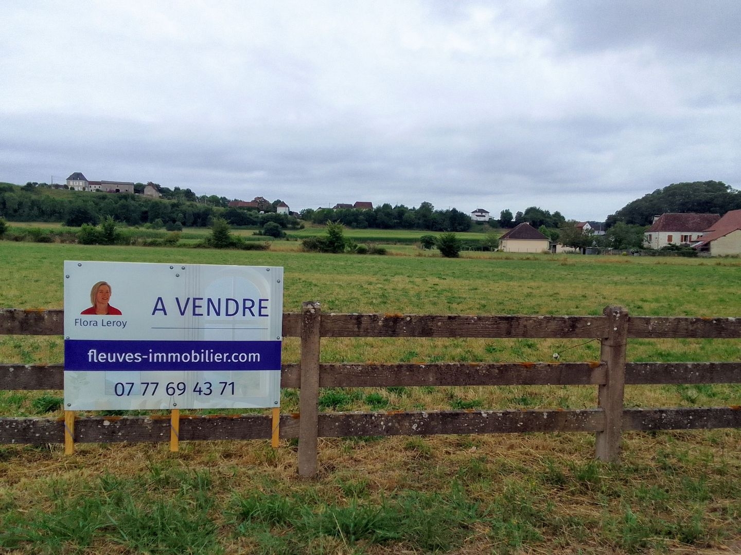 Terrain en individuel 1050 m²