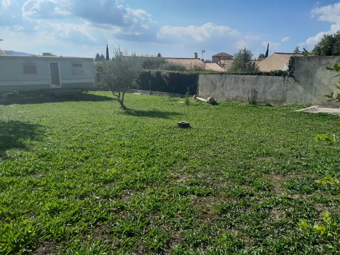Terrain 250 m²