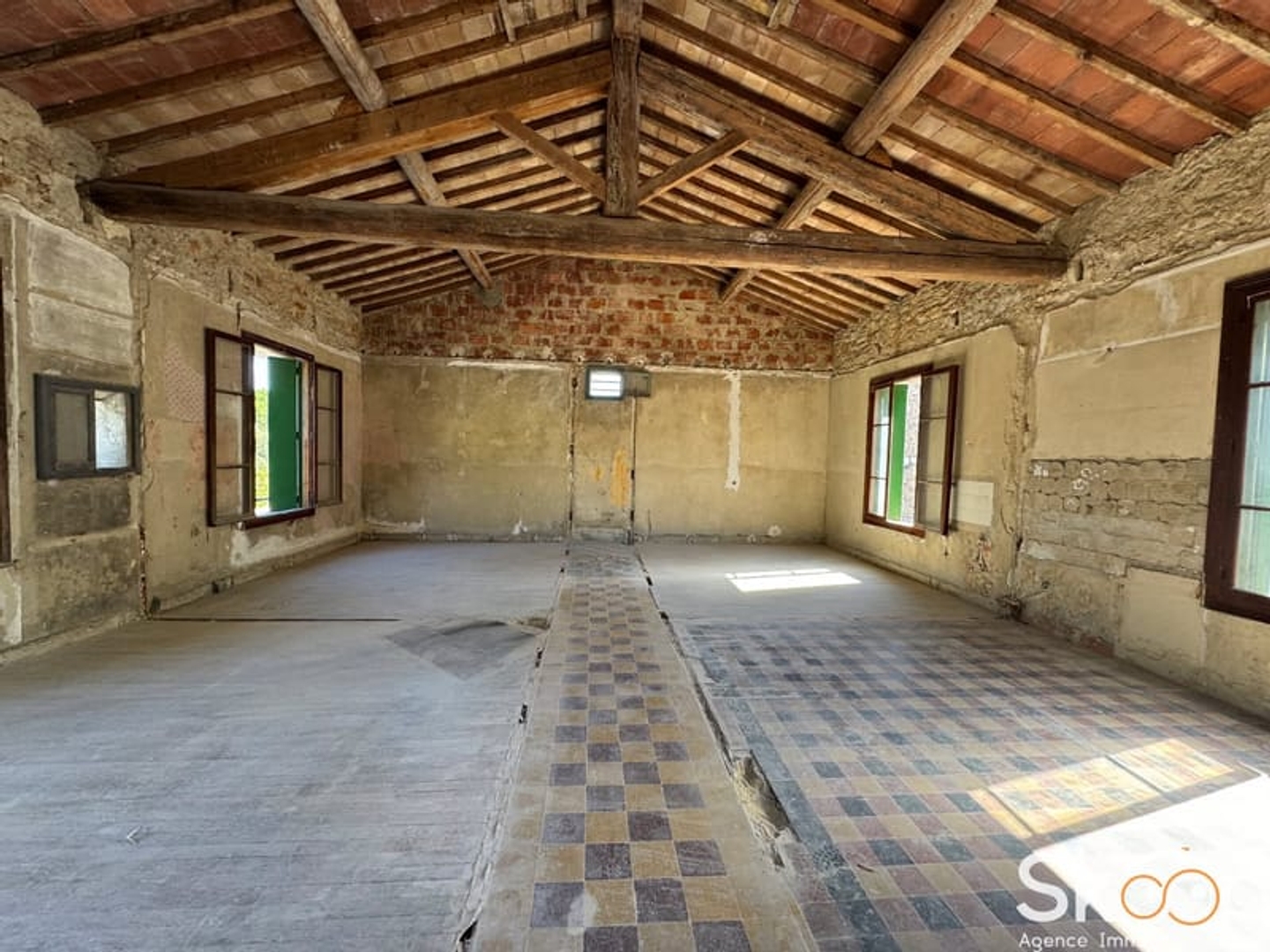 Immeuble à vendre - 1 pièce - 425m2 - Teyran (34820)