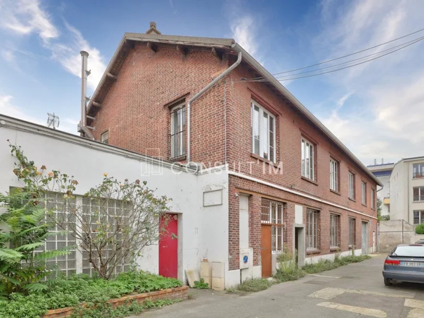 Local 640 m²