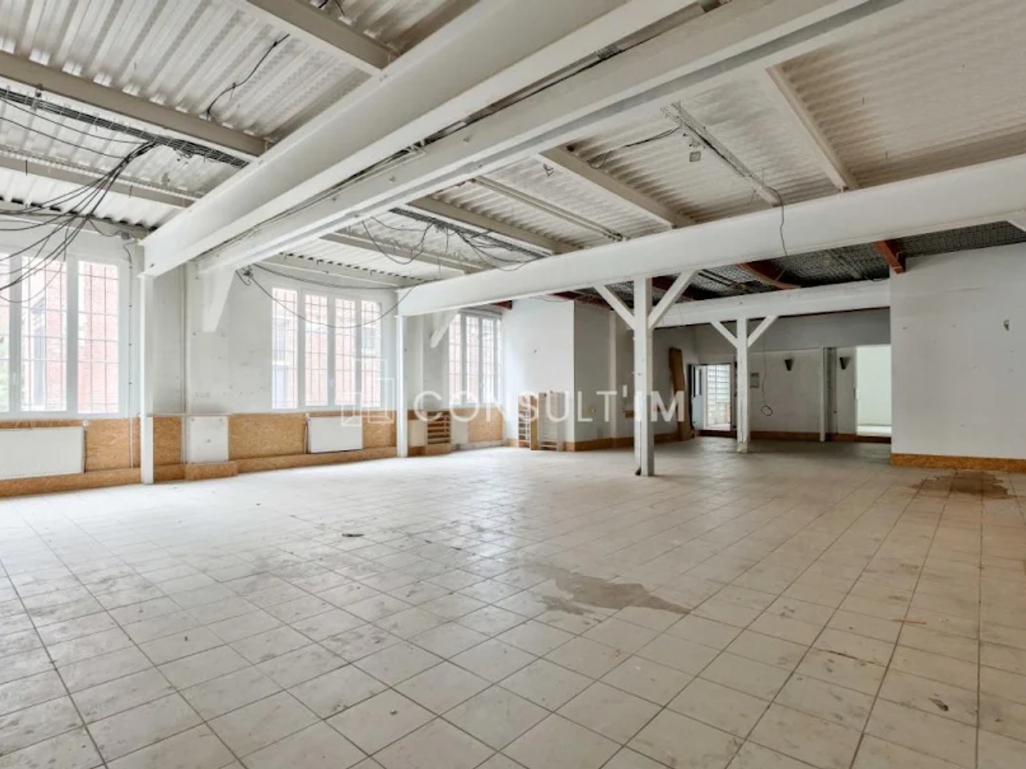 Locaux à vendre - 640m2 - Pantin (93500)