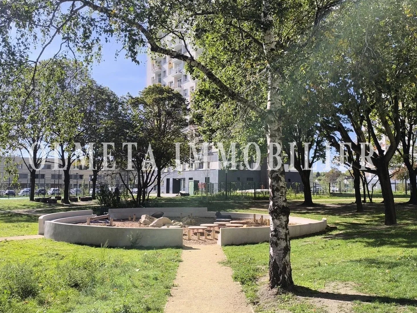 Appartement à vendre - 2 pièces - 49m2 - Épinay-Sur-Seine (93800)