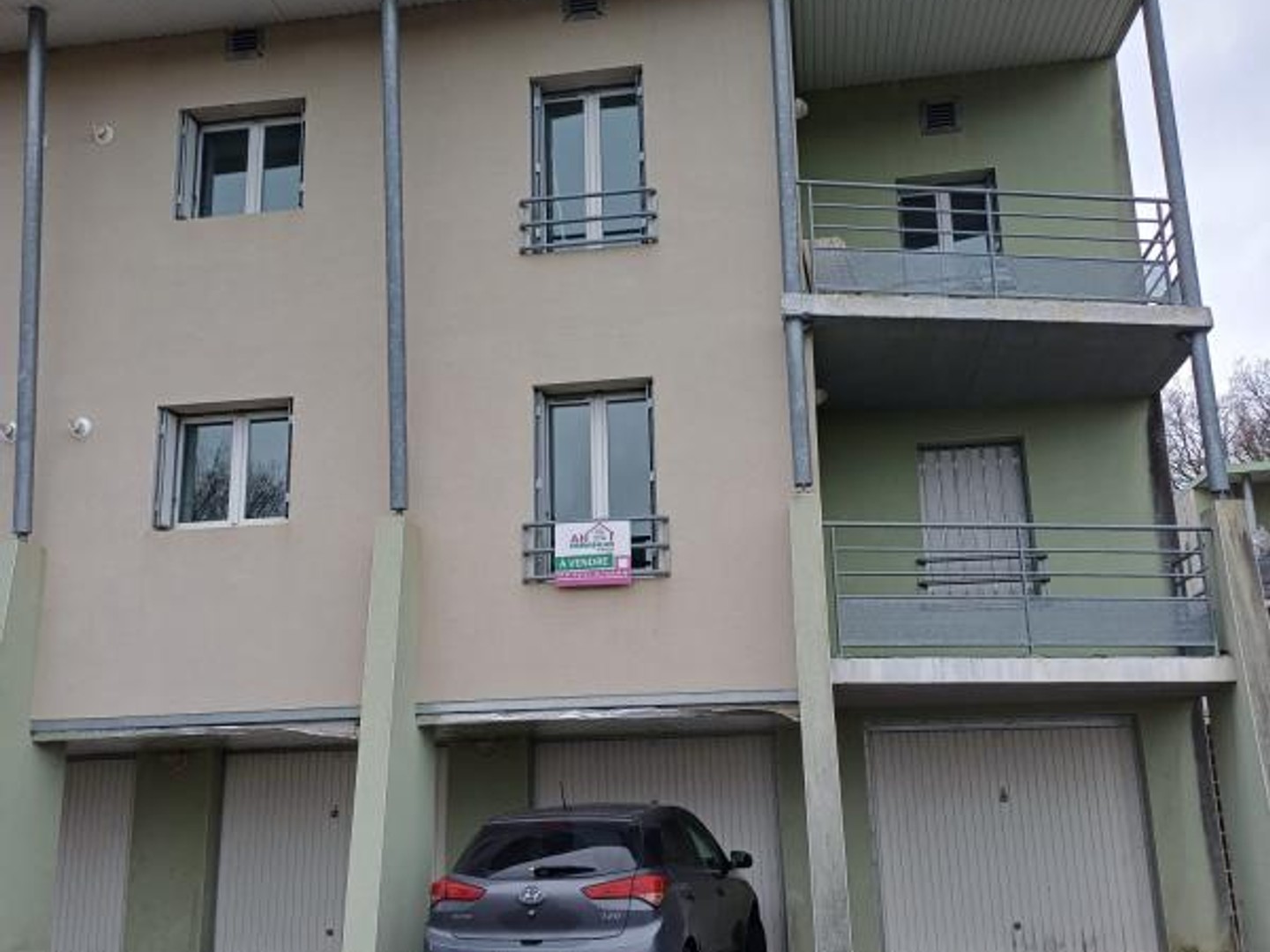 Appartement T4 80m² et garage