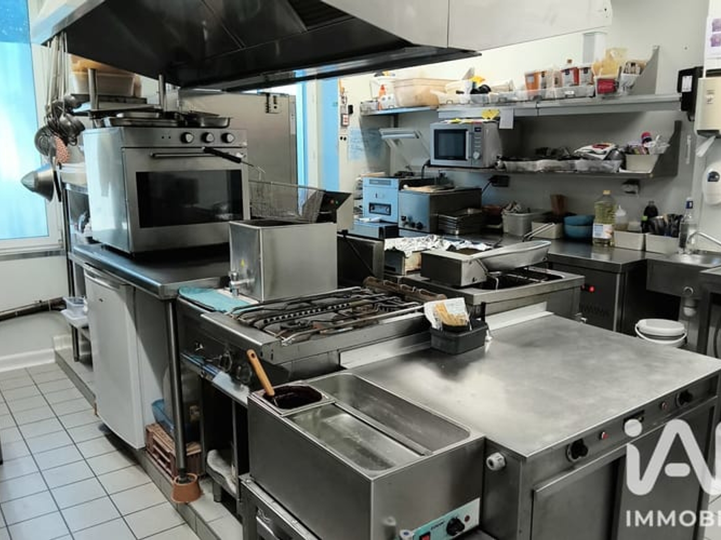 Magasin à vendre - 1 pièce - 270m2 - Souillac (46200)