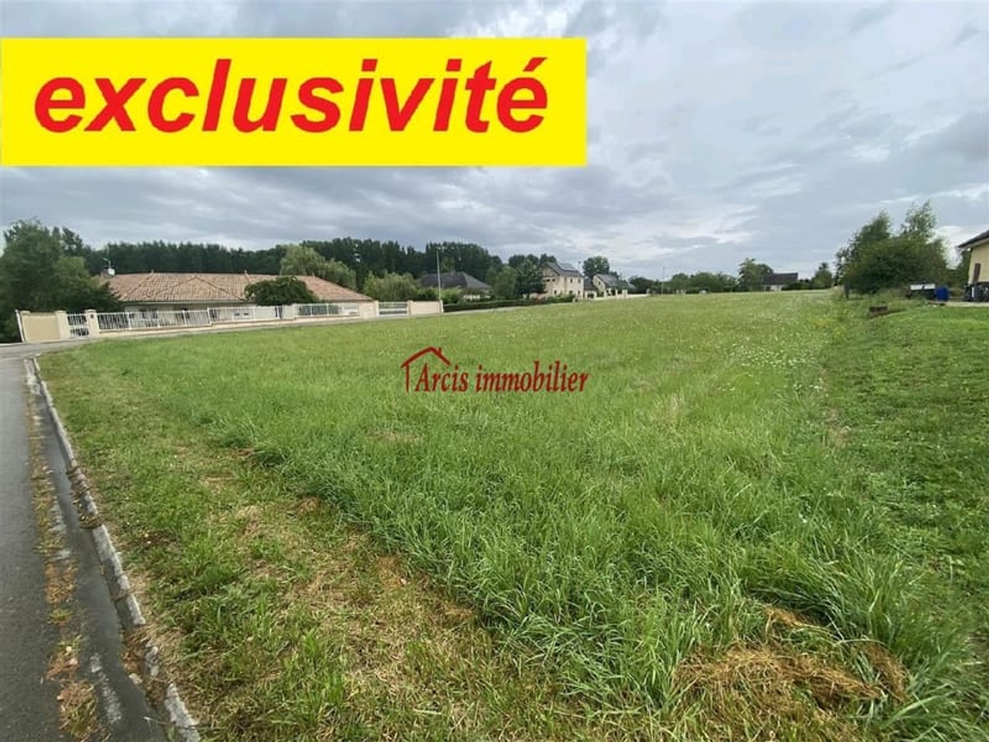 Terrain 1864 m²