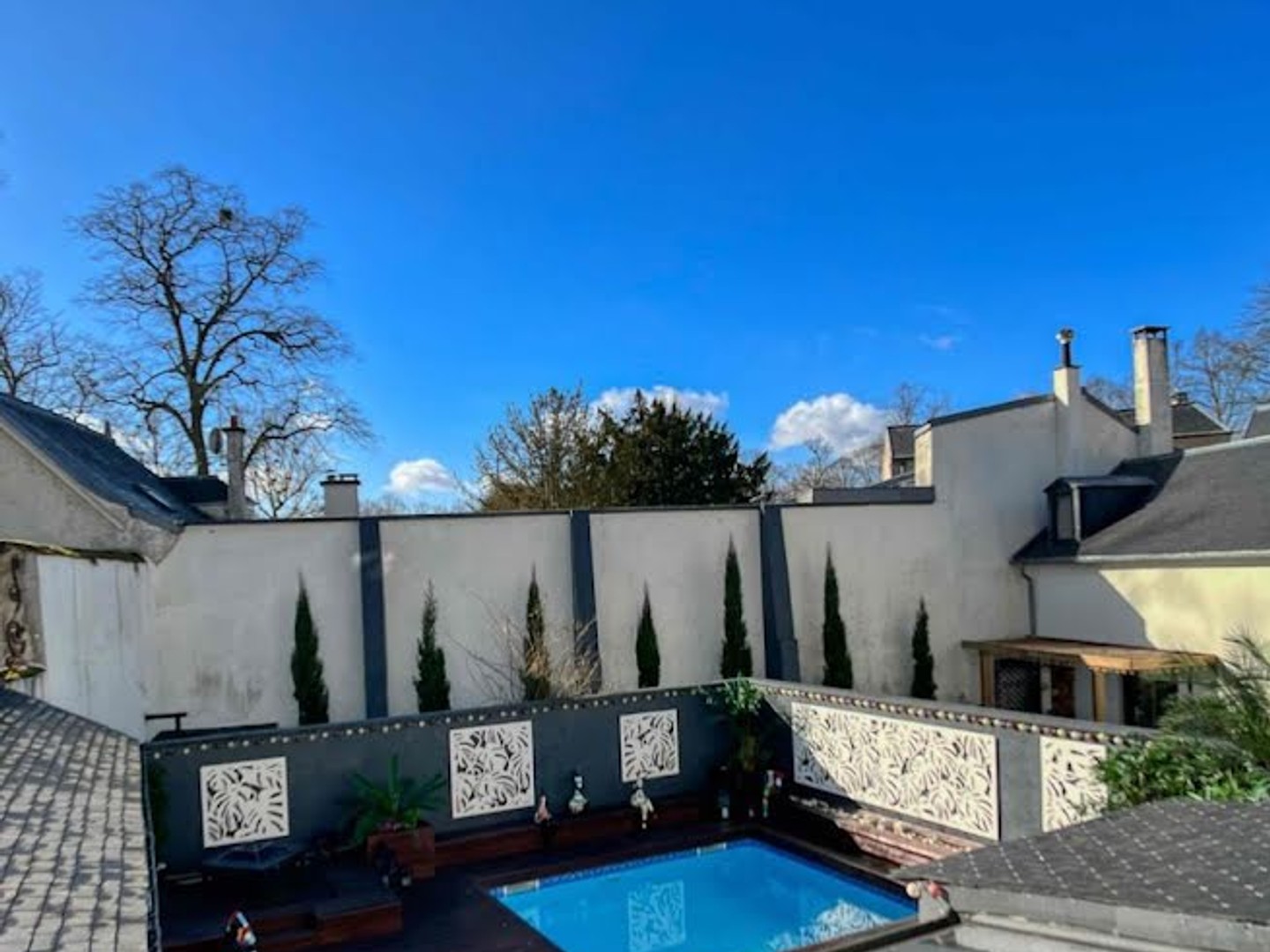Maison 4 pièces 205 m²