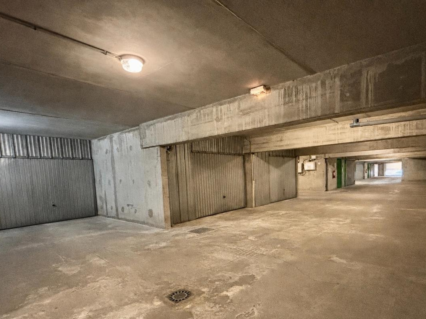 Parking / garage / box à vendre - 14m2 - La Baule-Escoublac (44500)