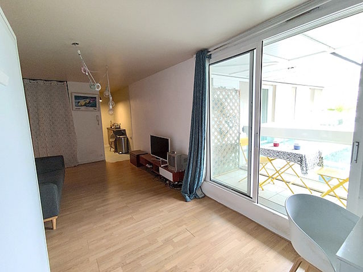 Appartement à vendre - 1 pièce - 36m2 - Viroflay (78220)