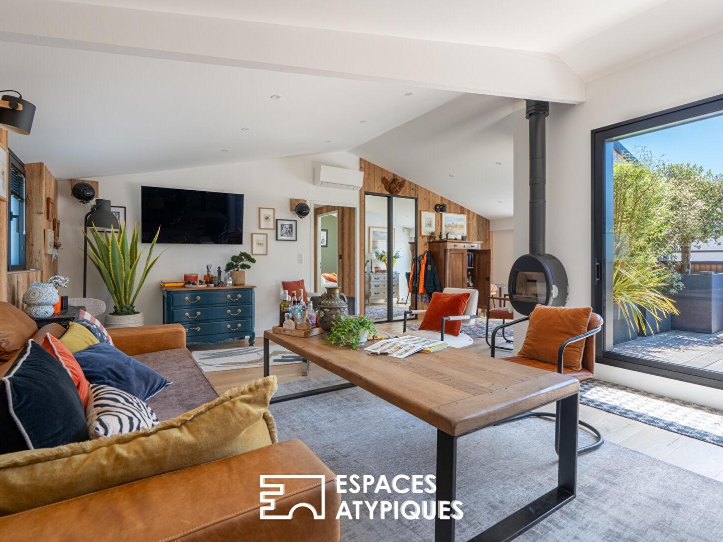 Appartement contemporain esprit loft avec terrasse La Baule