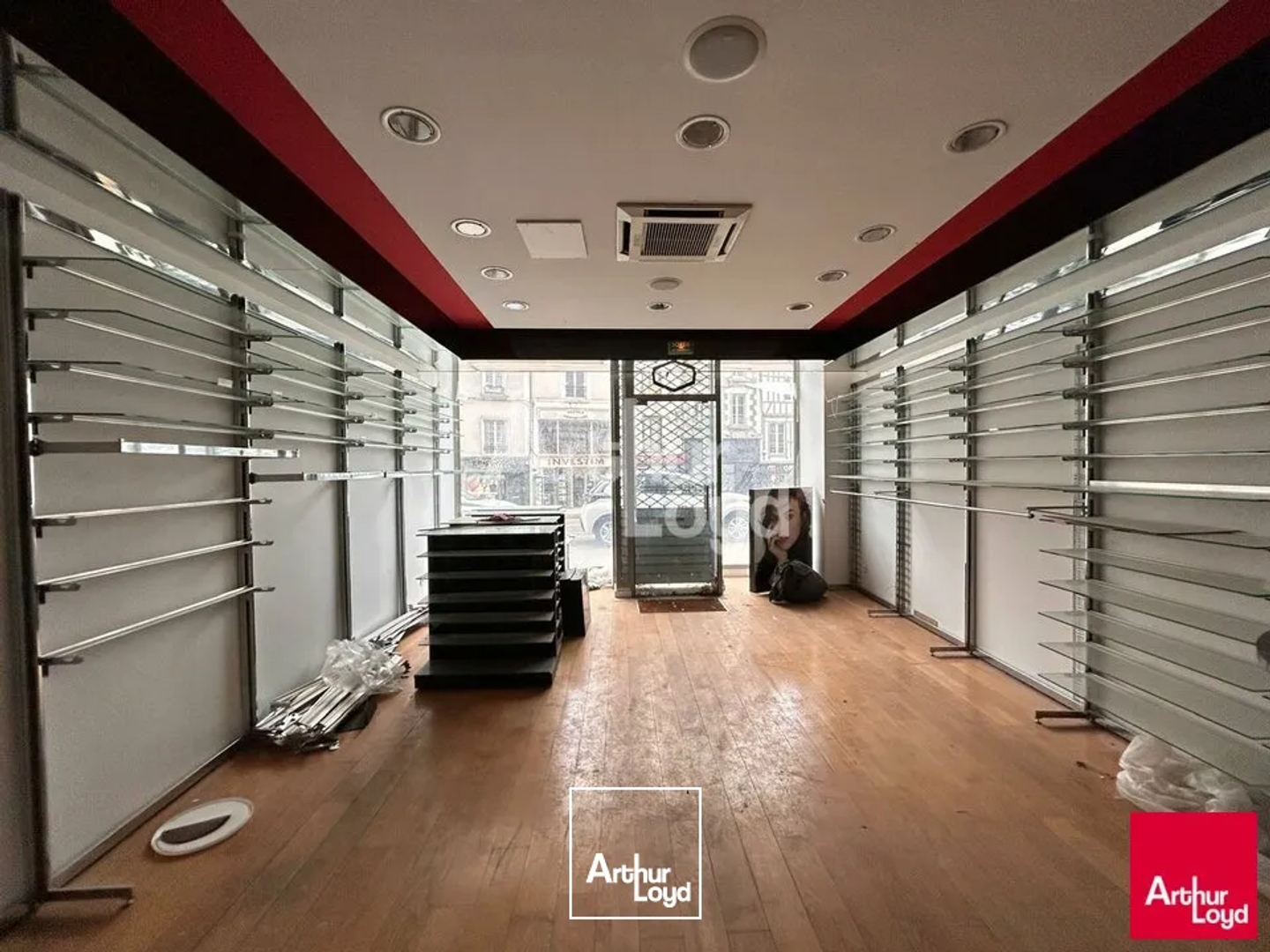 BLOIS - VENTE LOCAL COMMERCIAL DE 76,75 M² - CENTRE VILLE