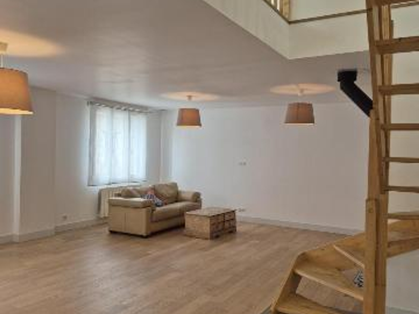 Maison à vendre - 8 pièces - 232m2 - Port-Saint-Père (44710)