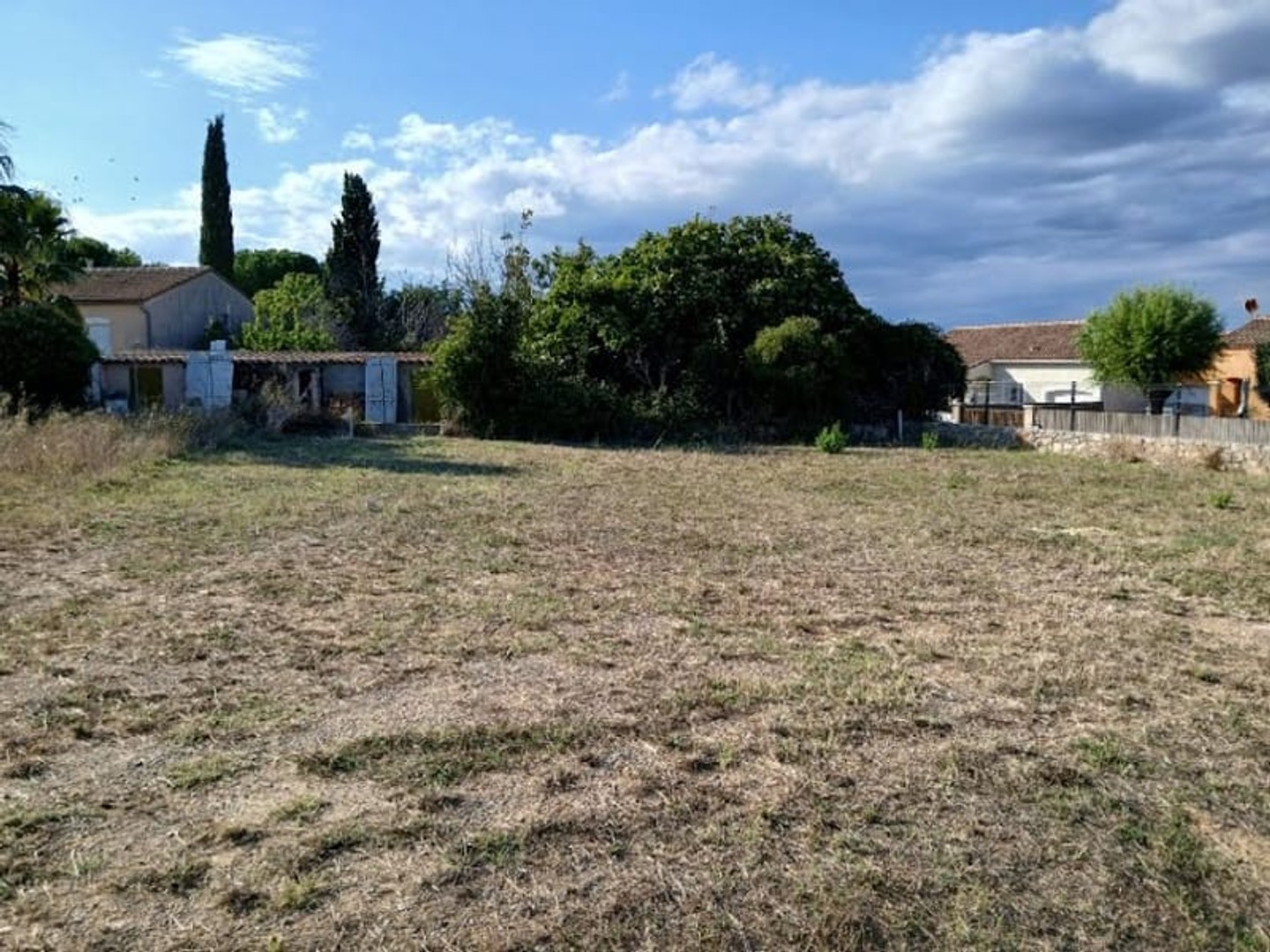 Terrain 450 m²