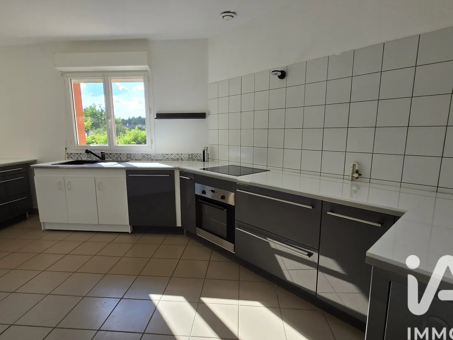 Maison à vendre - 5 pièces - 124m2 - Saint-Symphorien (33113)