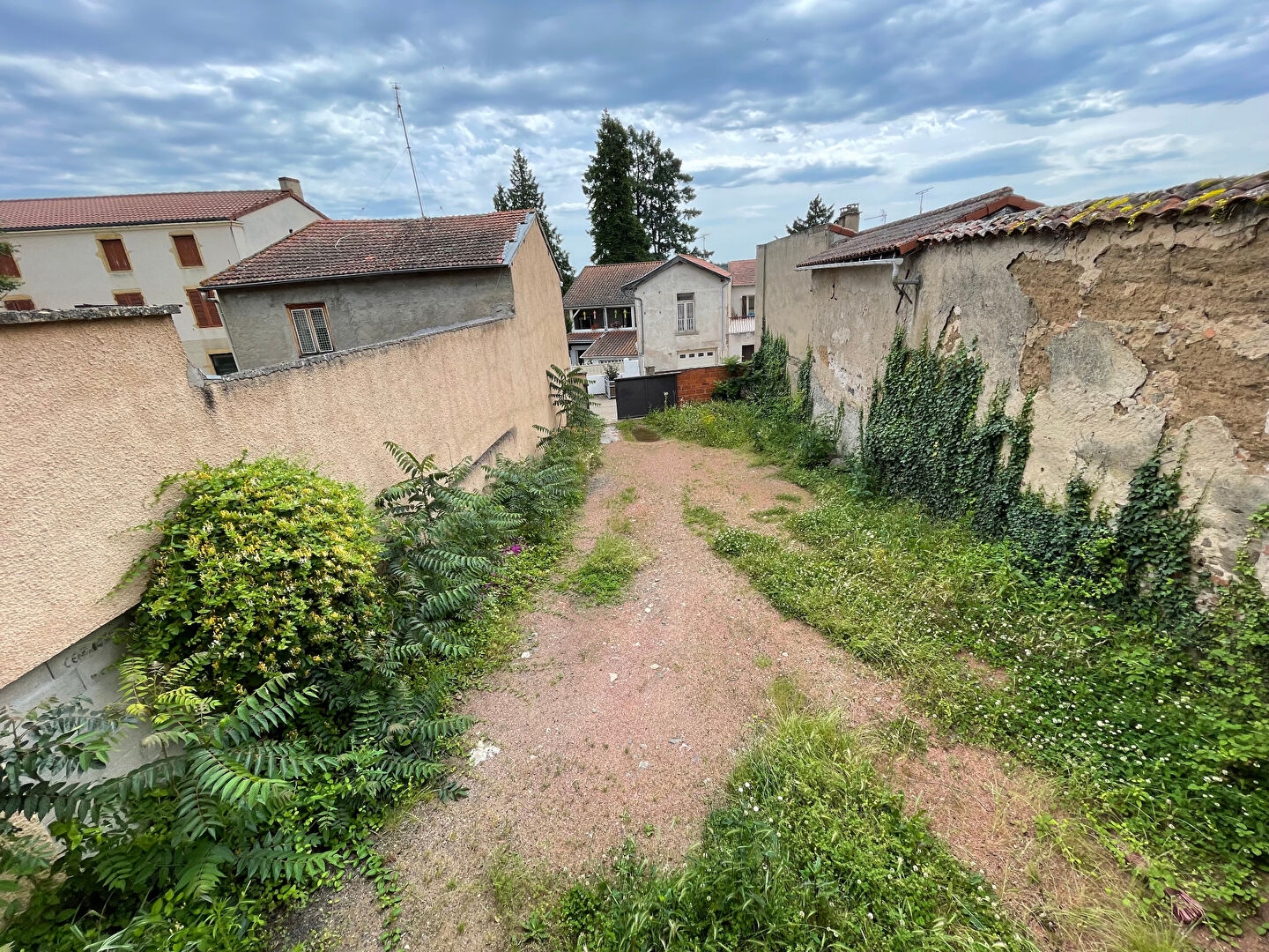 Immeuble à vendre - 8 pièces - 150m2 - Villerest (42300)