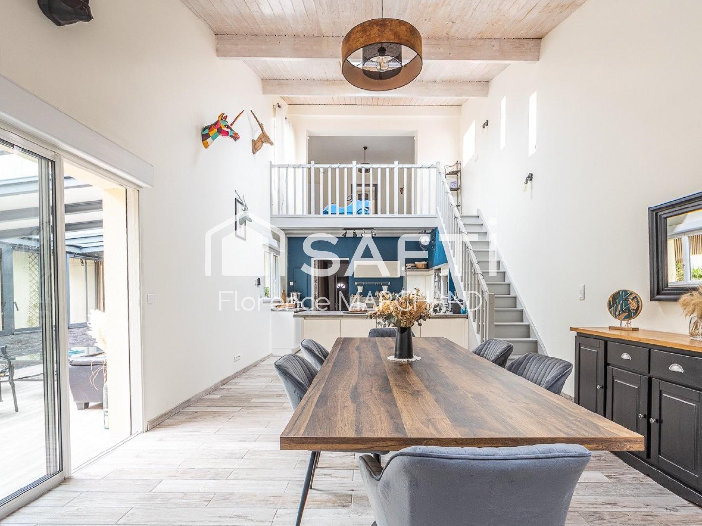 Maison à vendre - 7 pièces - 198m2 - Niort (79000)