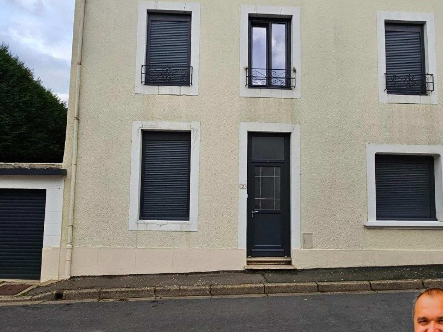 Maison de bourg entièrement rénovée - 109 m² - 3 chambres avec jardin, terrasse et garage