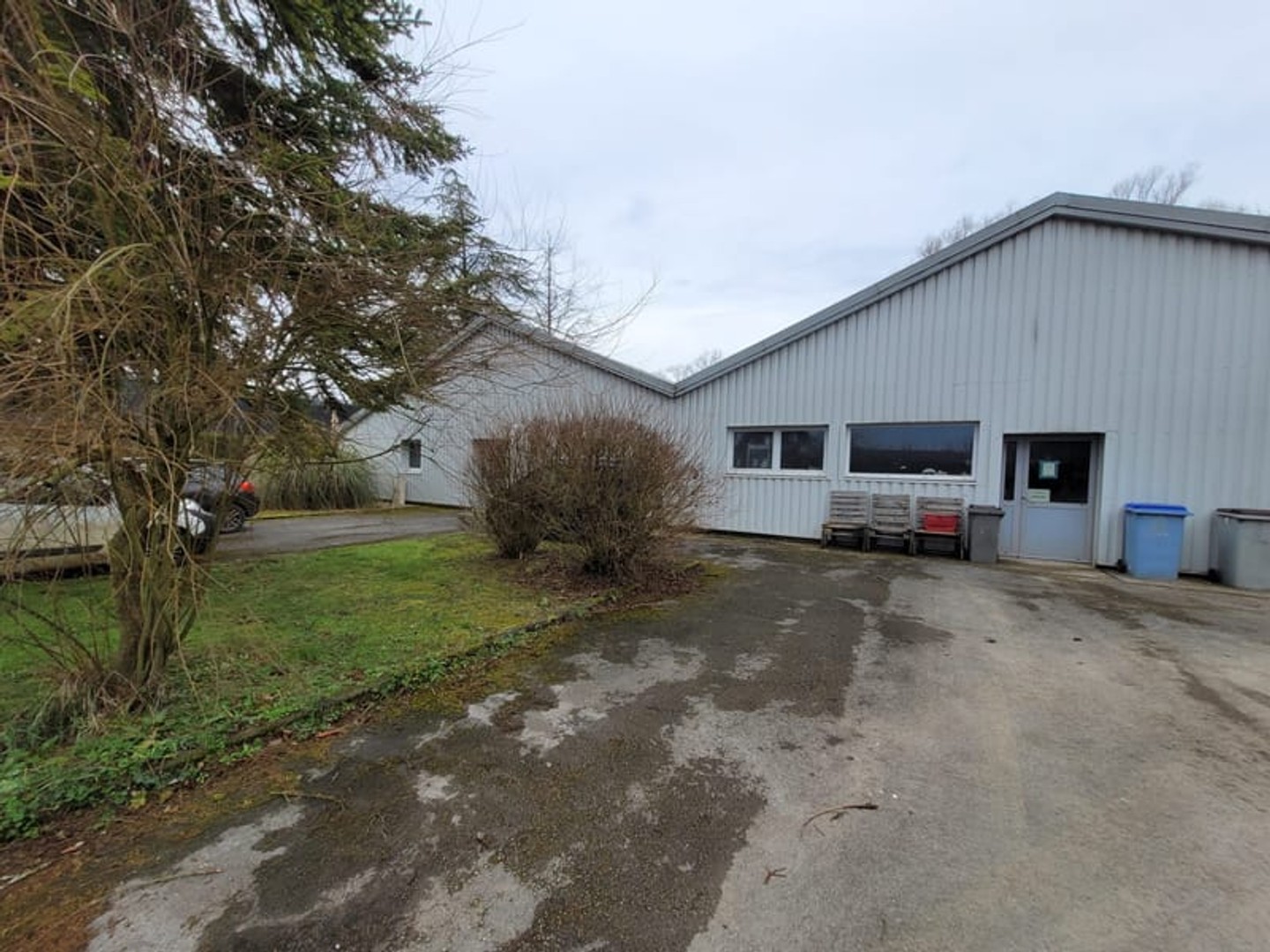 Immeuble industriel 413 m²