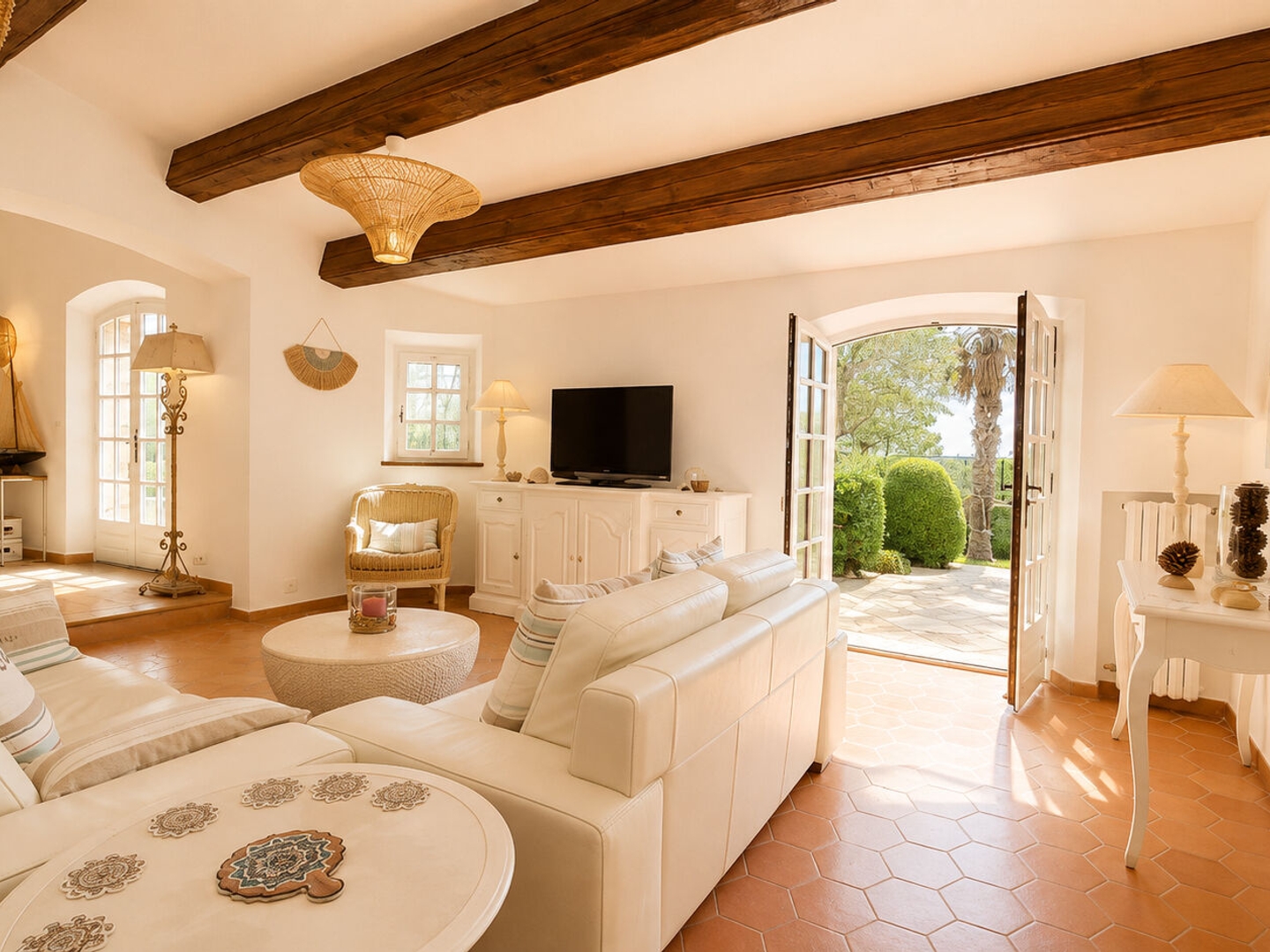 Maison à vendre - 8 pièces - 256m2 - Puget-Sur-Argens (83480)