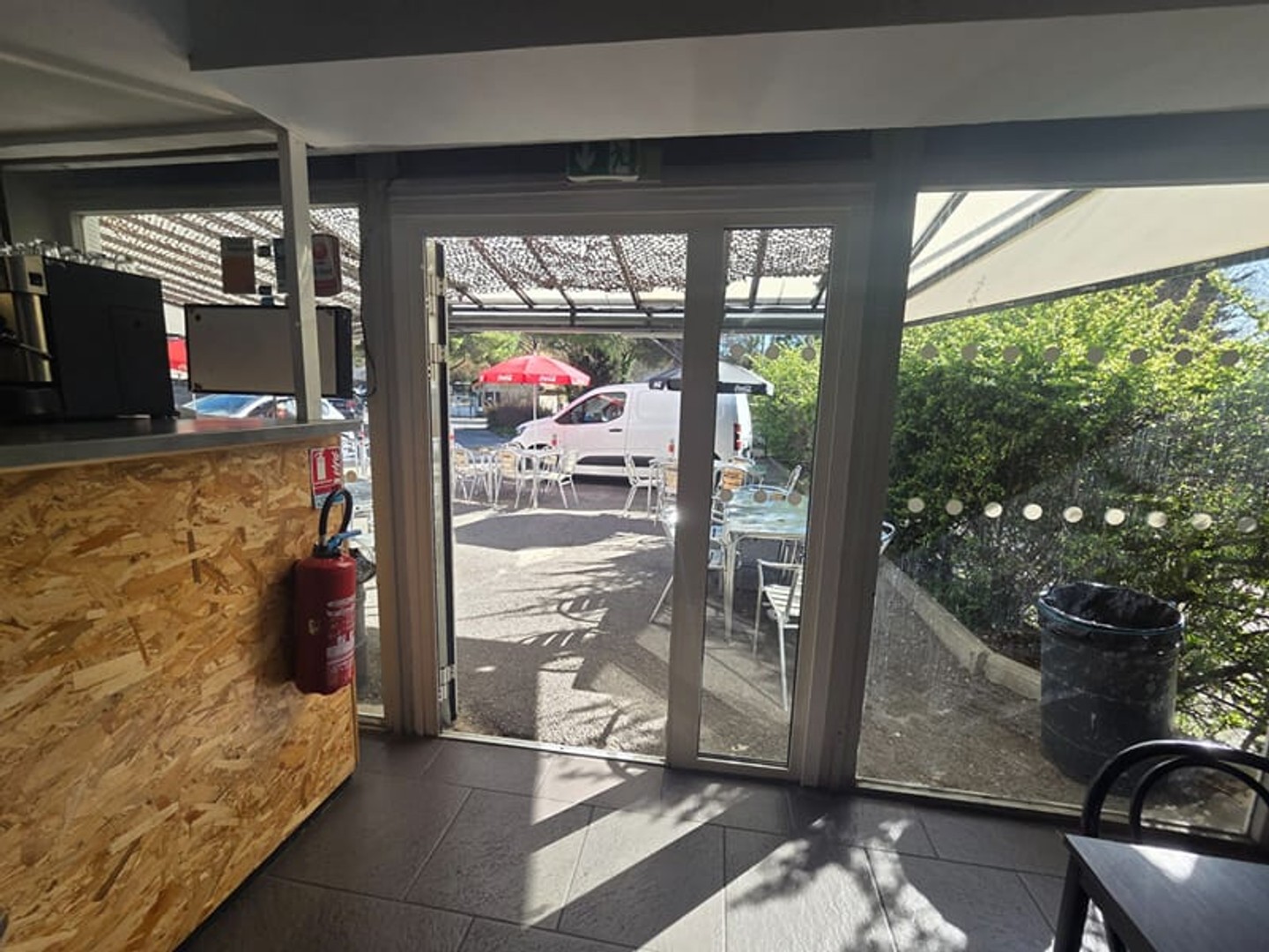 Local commercial 125 m²