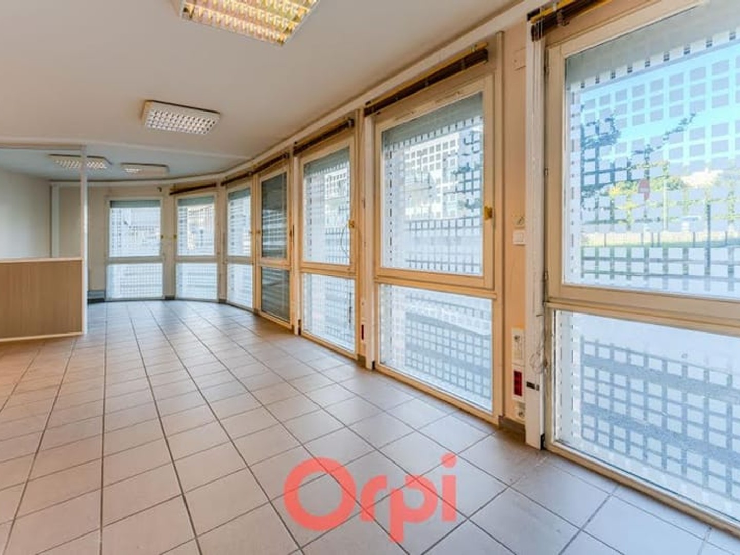 Locaux à vendre - 125m2 - Privas (07000)