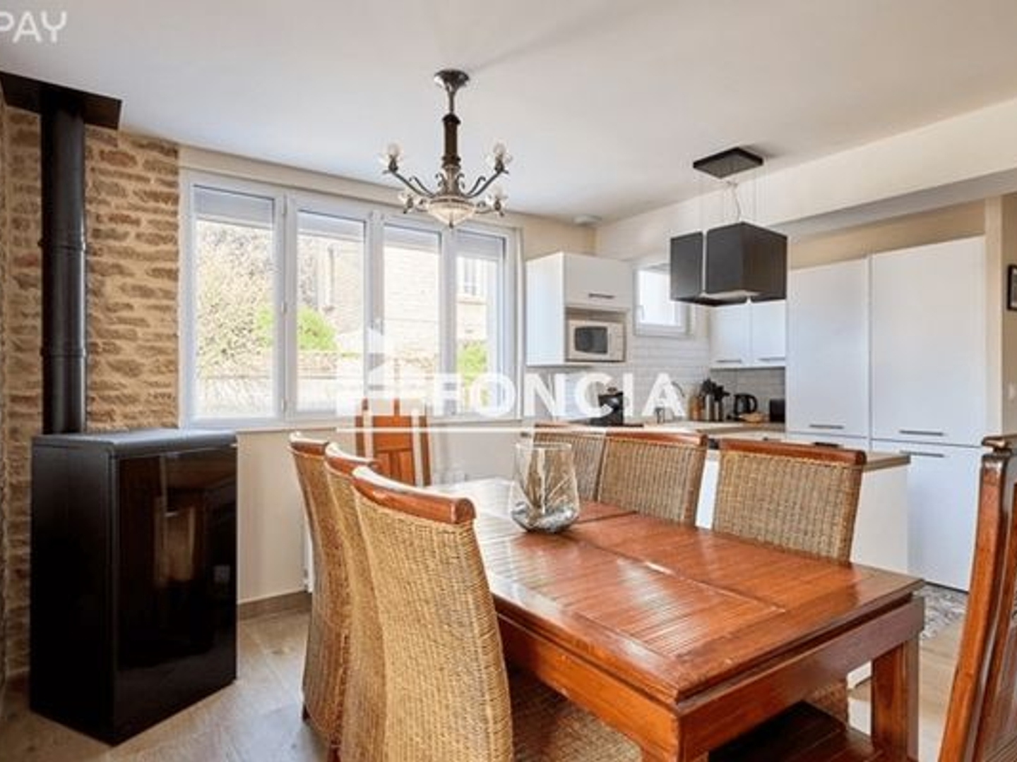 Maison à vendre - 5 pièces - 85m2 - Bernières-Sur-Mer (14990)