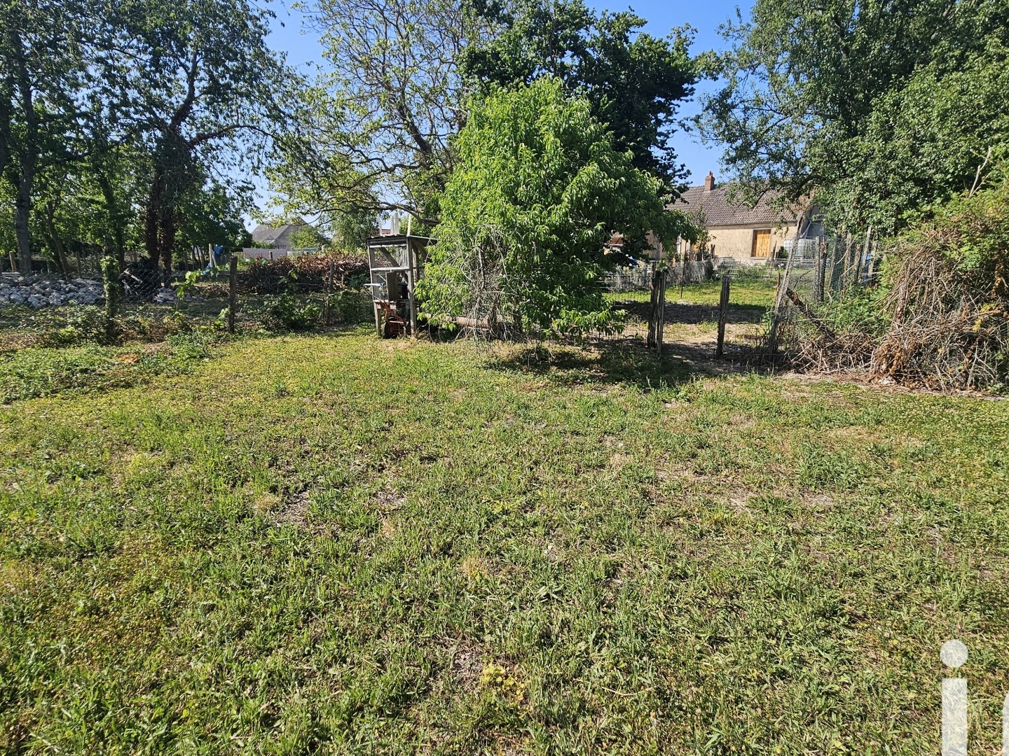 Maison à vendre - 1 pièce - 118m2 - Huisseau-Sur-Mauves (45130)