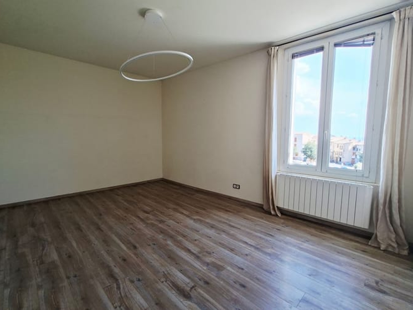 Appartement à vendre - 4 pièces - 99m2 - Manosque (04100)