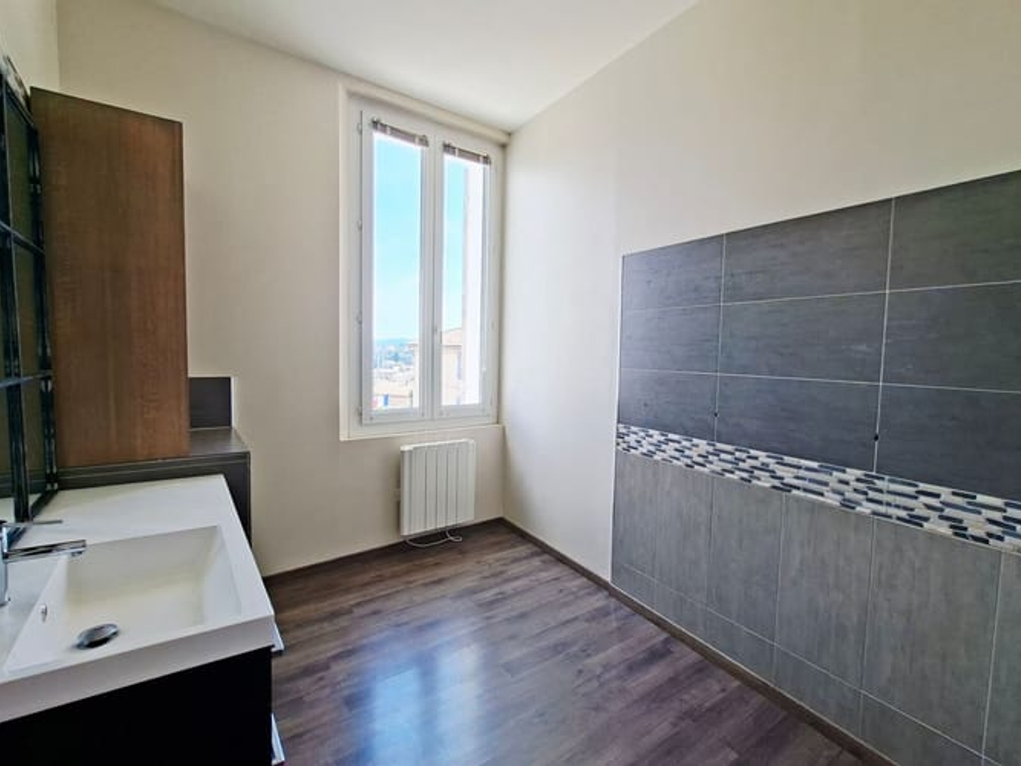 Appartement à vendre - 4 pièces - 99m2 - Manosque (04100)