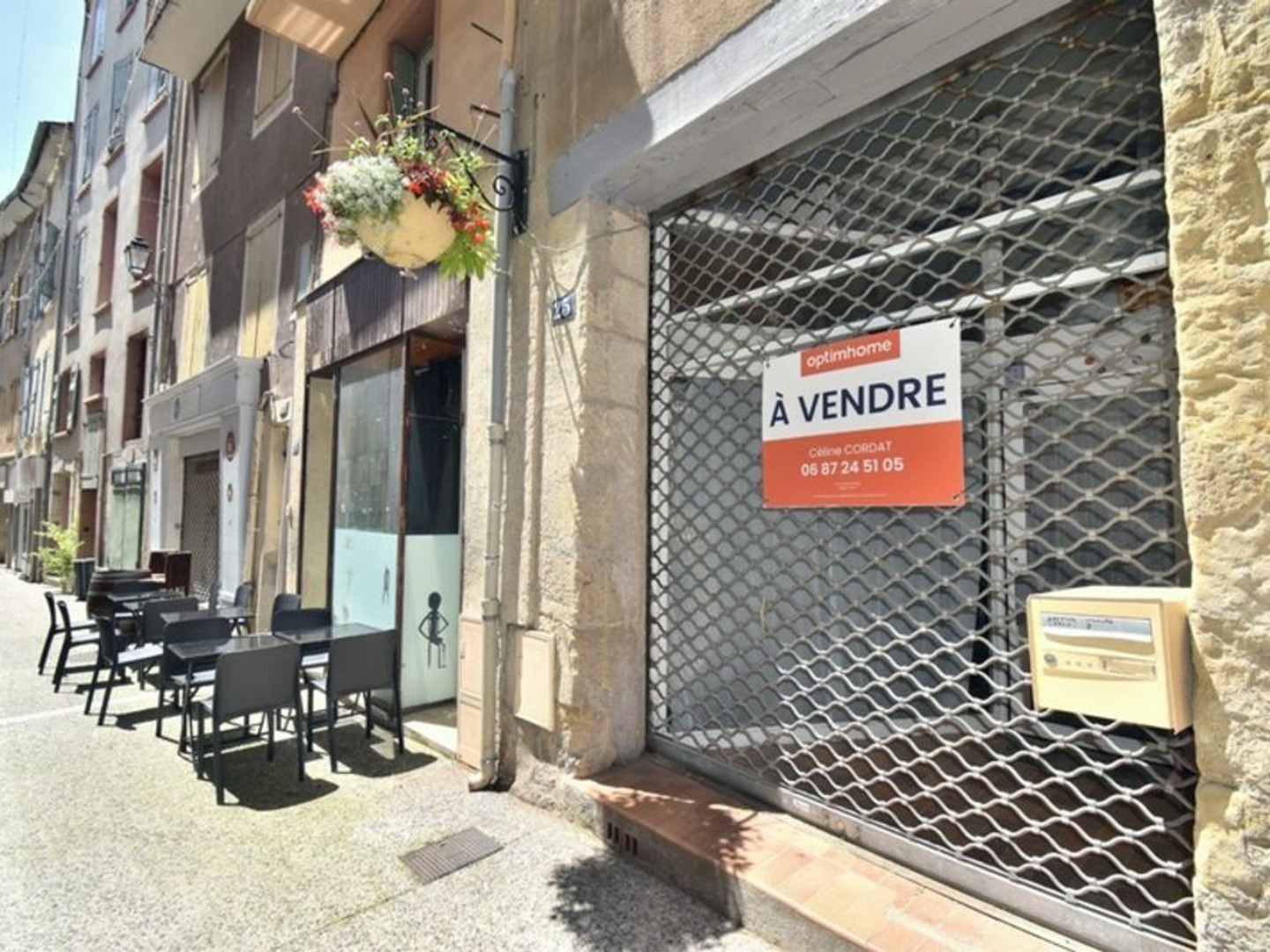 Local commercial 82 m²