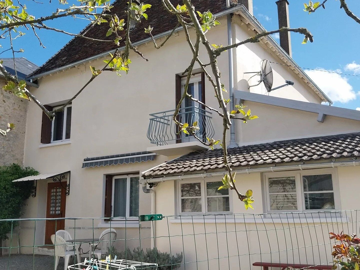 Maison de village à vendre proche Argenton sur Creuse 36