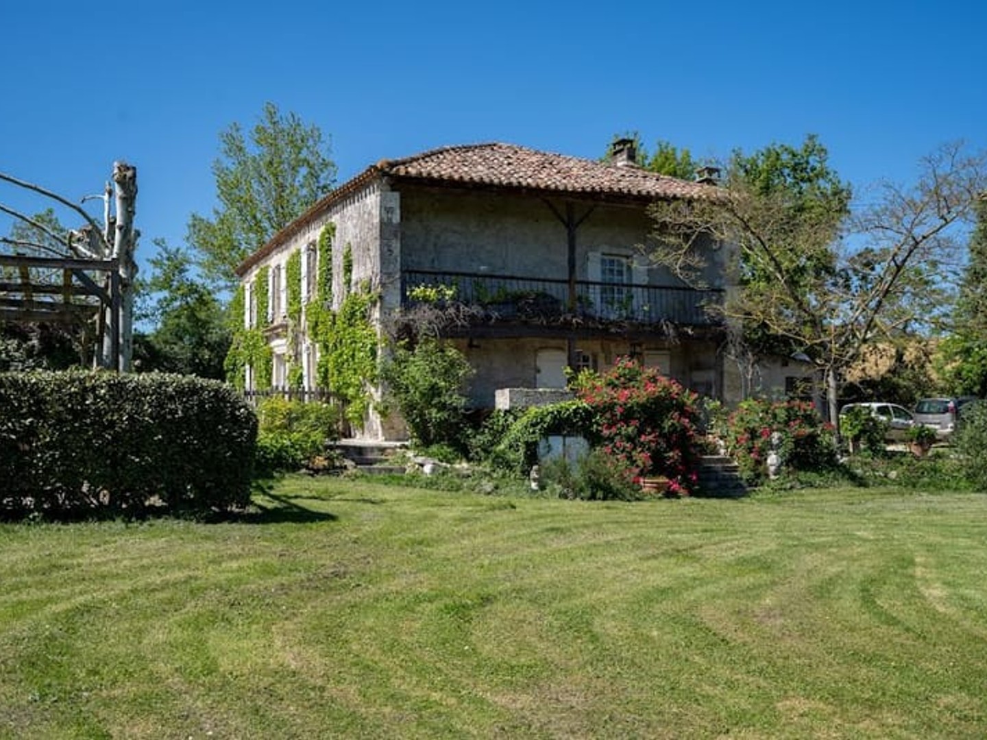 Propriété 11 pièces 272 m²