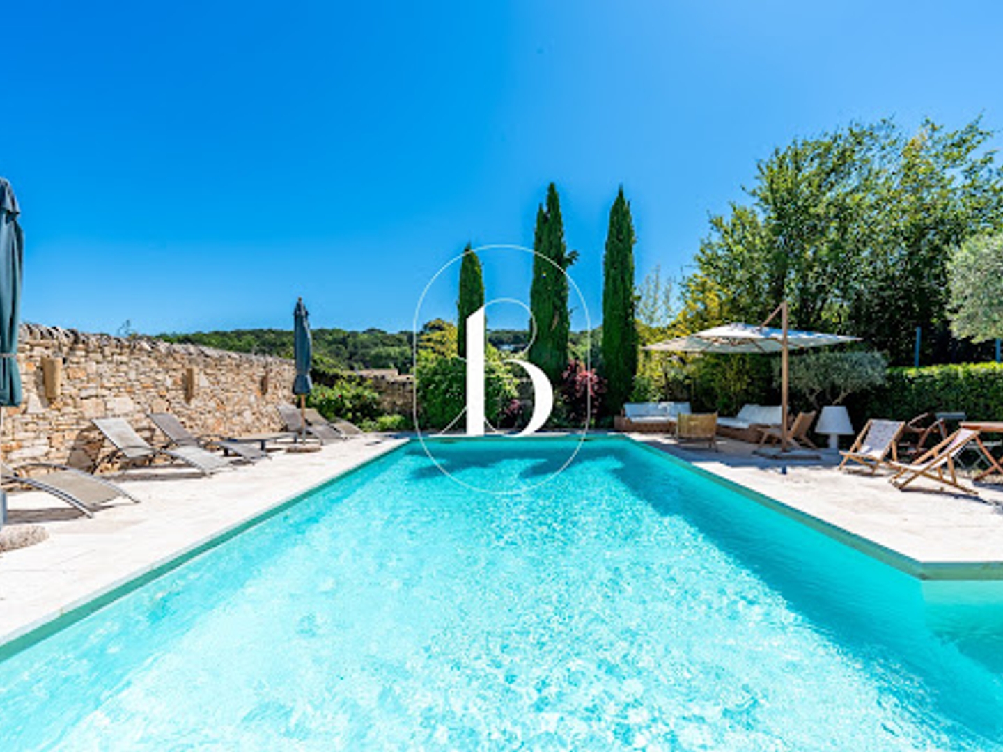 Maison à vendre - 12 pièces - 306m2 - Goudargues (30630)