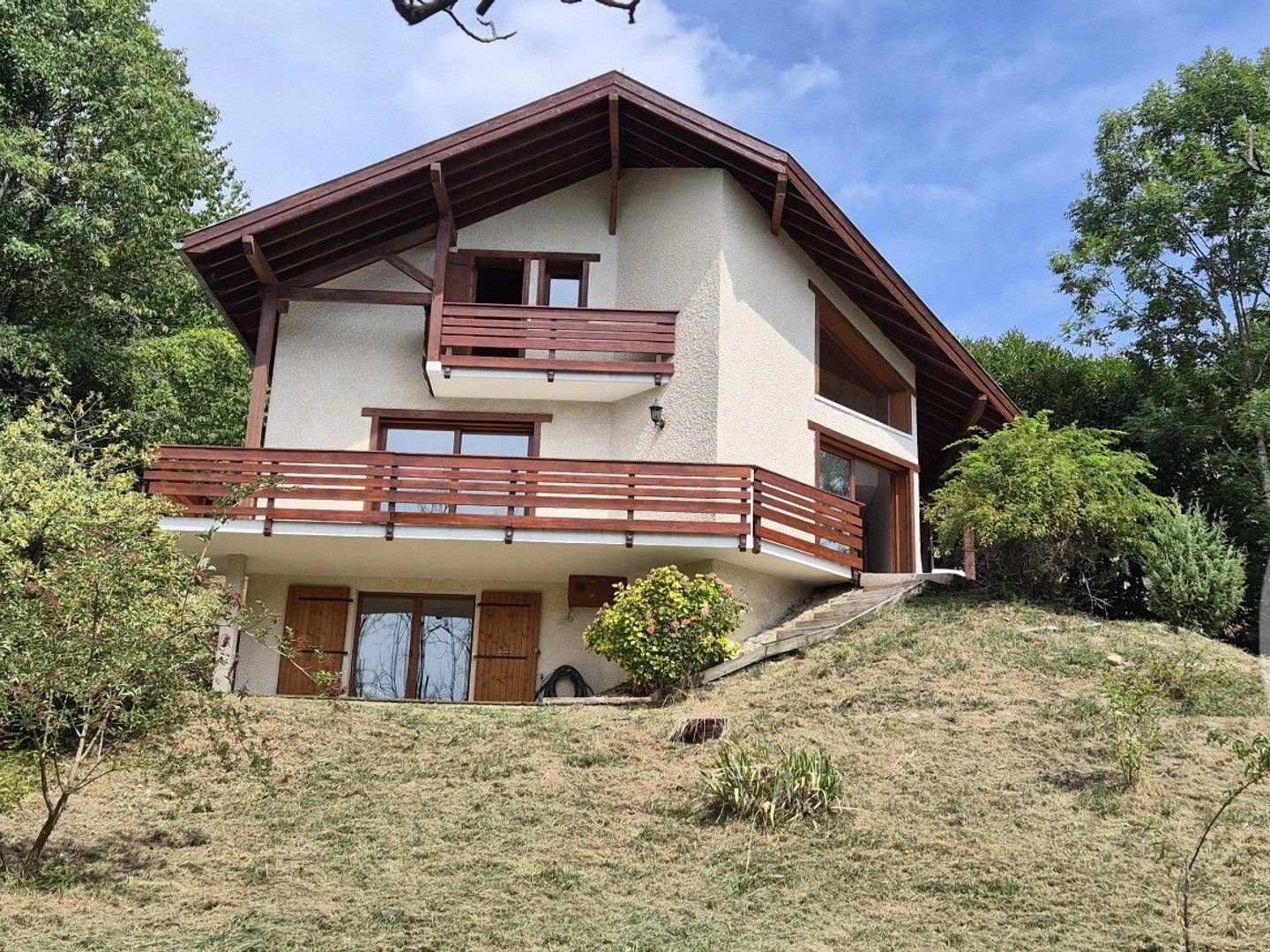 Maison 6 pièces 147 m²
