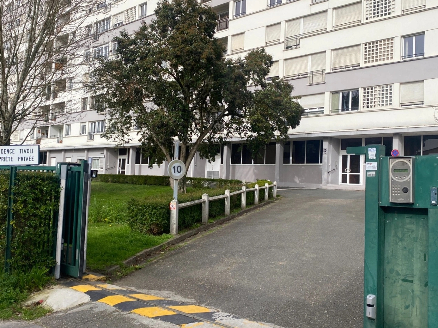 Magasin à vendre - Bordeaux (33000)