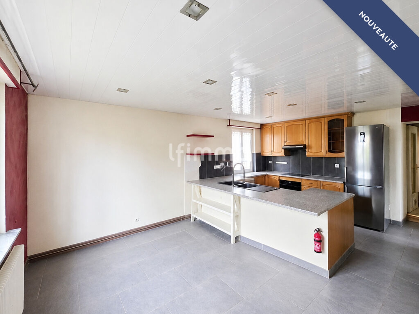 Appartement à vendre - 6 pièces - 158m2 - Cernay (68700)