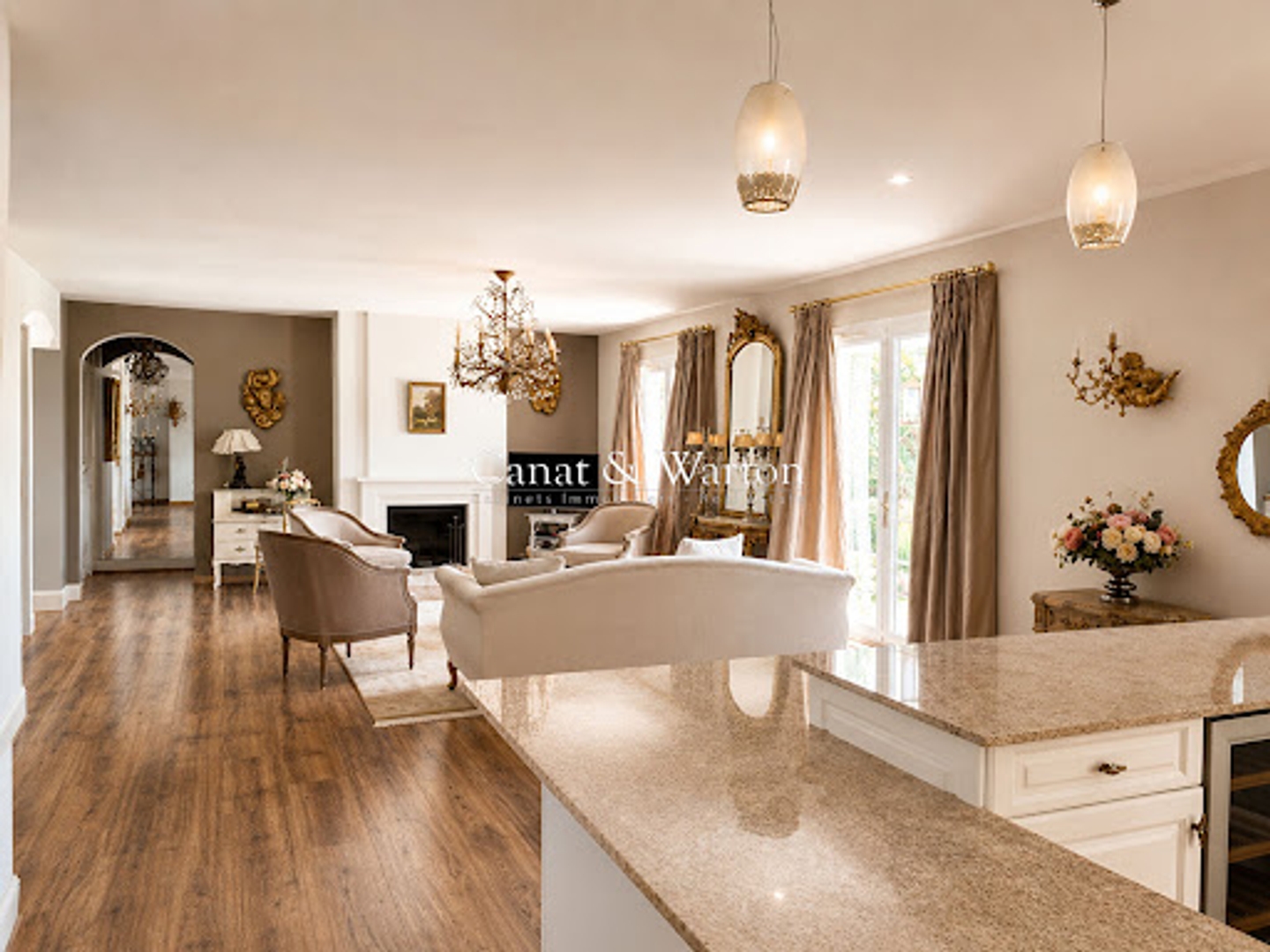 Maison à vendre - 5 pièces - 150m2 - Saint-Raphaël (83700)