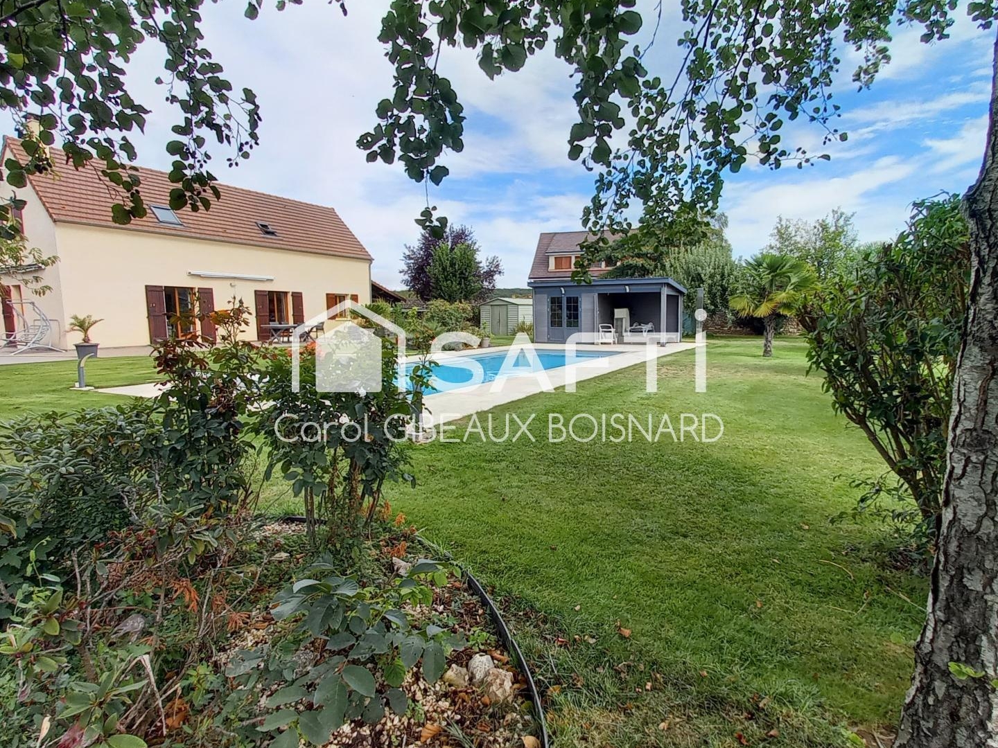 Une maison où chacun peut avoir sa chambre... et où les vacances commencent dans le jardin !