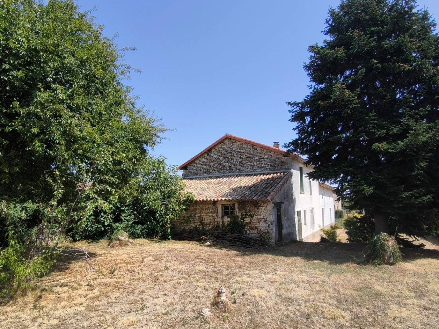 Maison à vendre - 4 pièces - 100m2 - Londigny (16700)