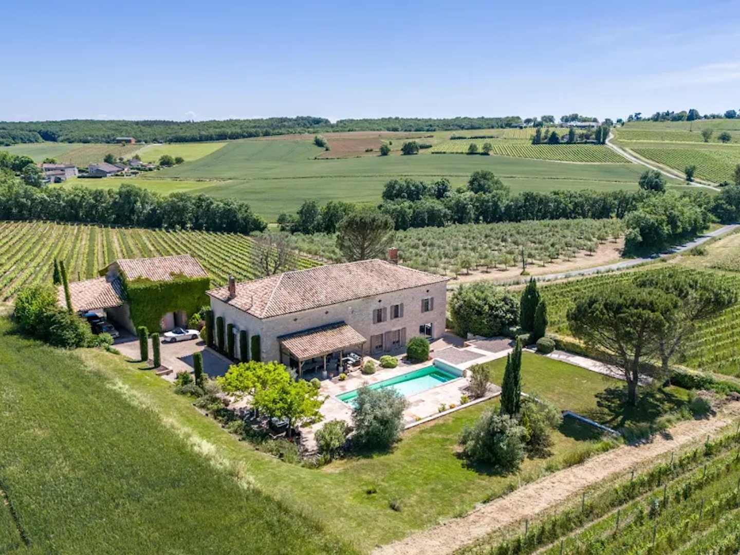 Maison 10 pièces 382 m²