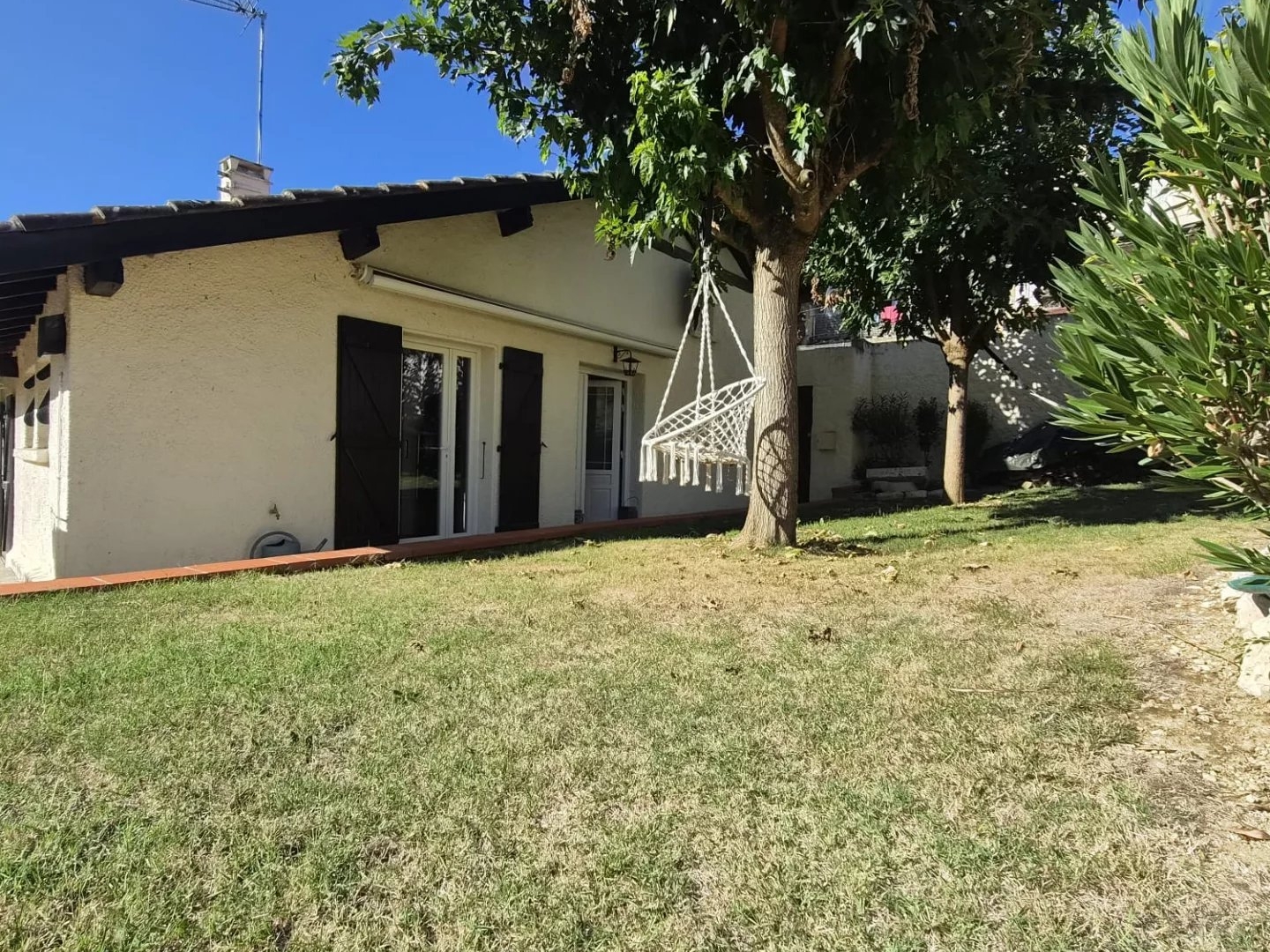 Maison de village T4 de 111m² avec jardin intimiste