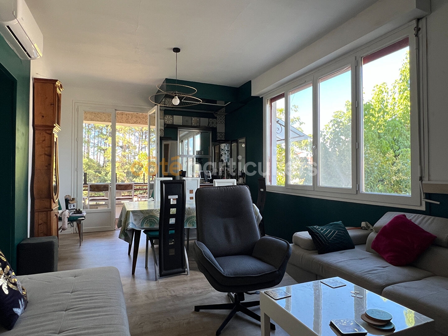 Maison à vendre - 8 pièces - 946m2 - Aire-Sur-L'adour (40800)